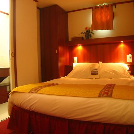 Hotel Bateau Le Phenicien Aigues-Mortes Zewnętrze zdjęcie