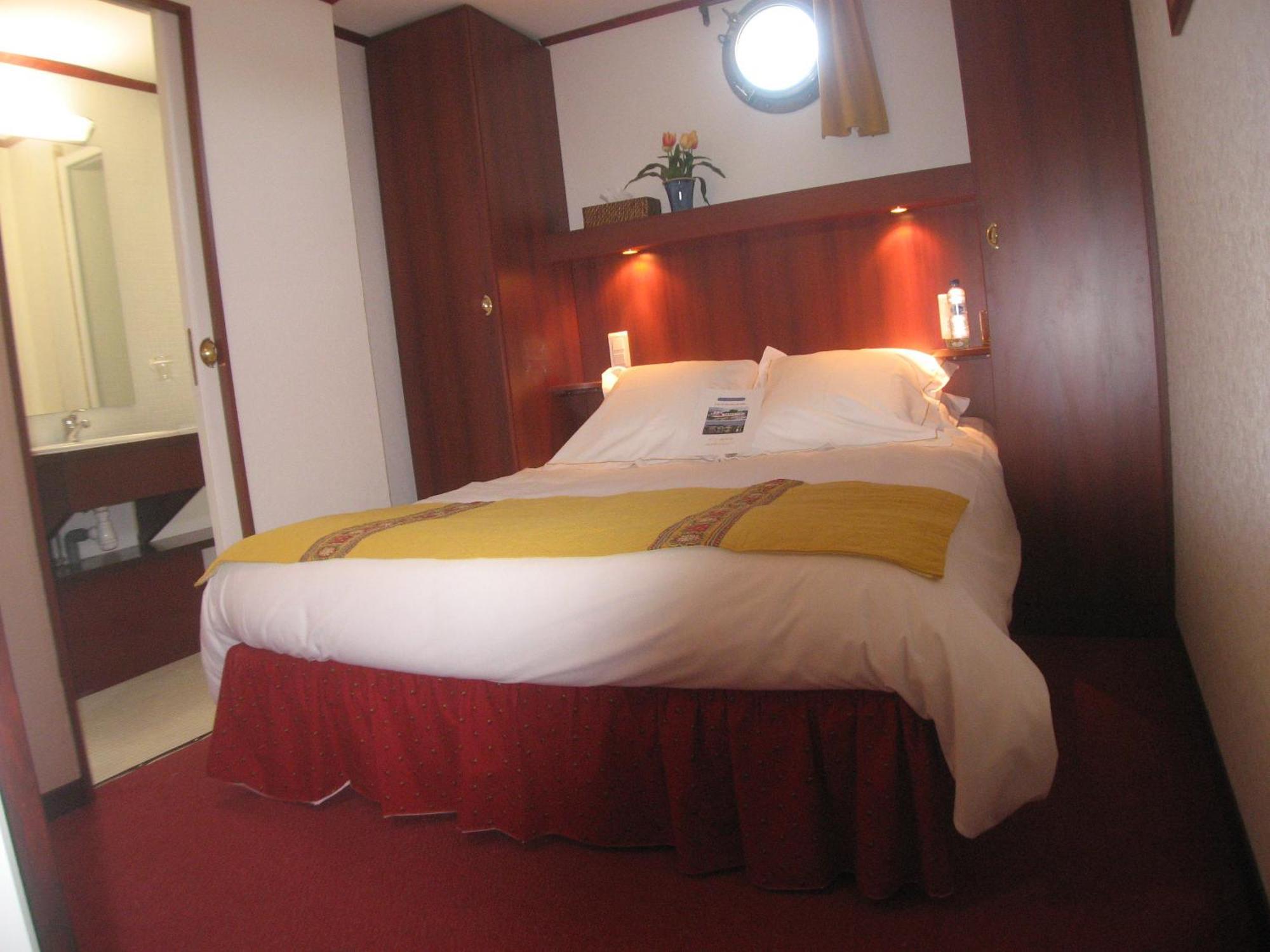 Hotel Bateau Le Phenicien Aigues-Mortes Zewnętrze zdjęcie